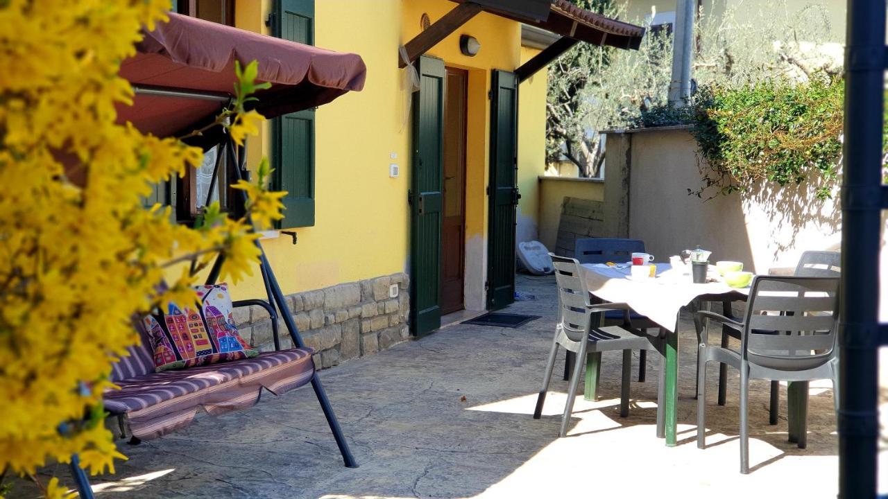 Casa Vacanza & Suite Joy Peschiera del Garda Exterior foto